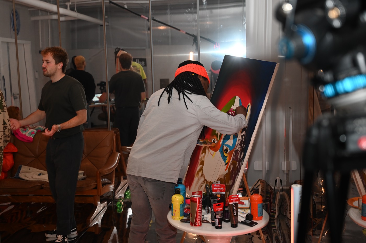 Painting a portrait live
